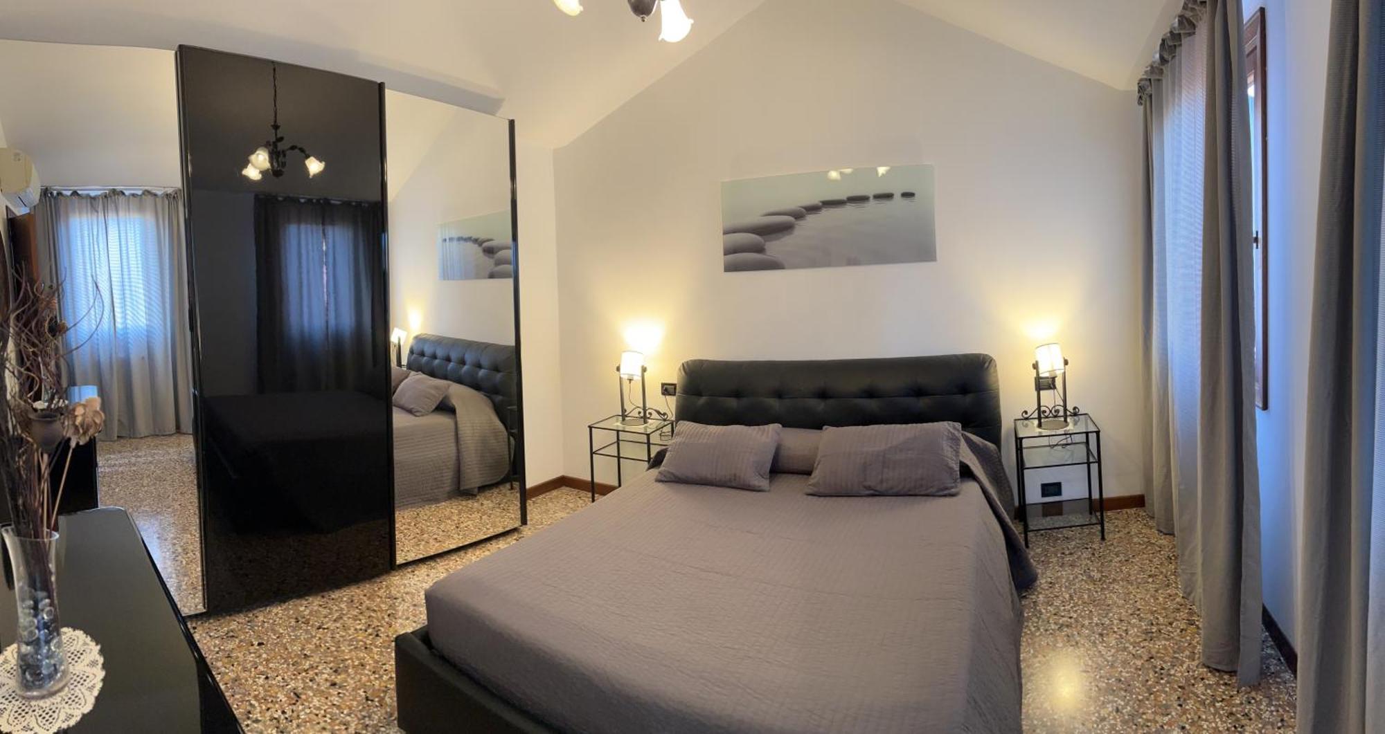 Ca' Delfina Holiday Home Venice Exterior photo
