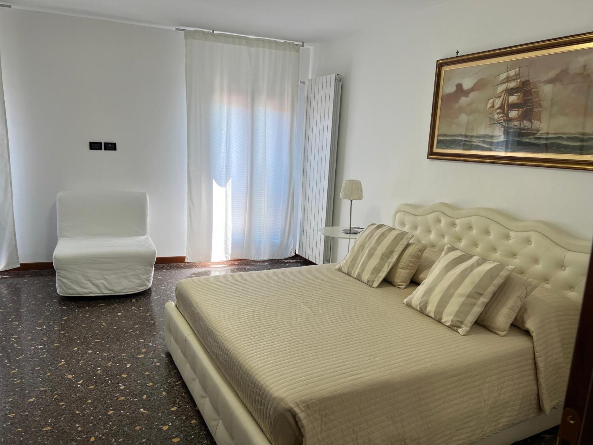 Ca' Delfina Holiday Home Venice Exterior photo