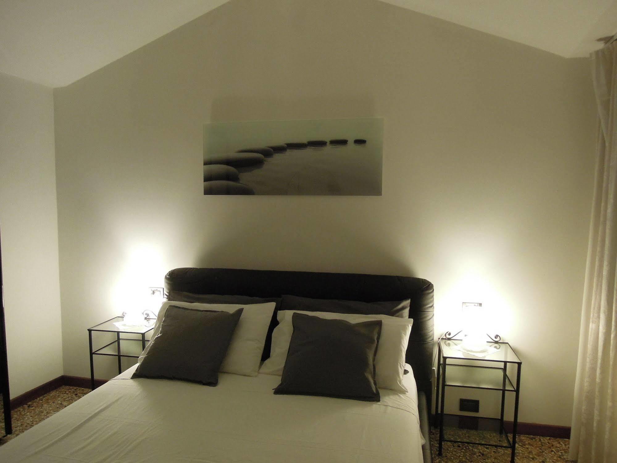 Ca' Delfina Holiday Home Venice Exterior photo