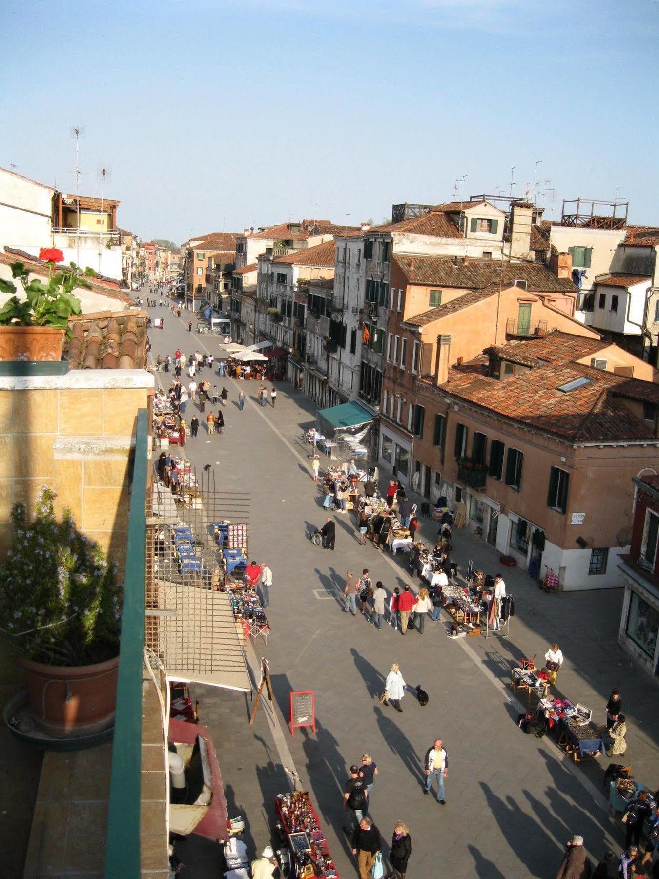 Ca' Delfina Holiday Home Venice Exterior photo