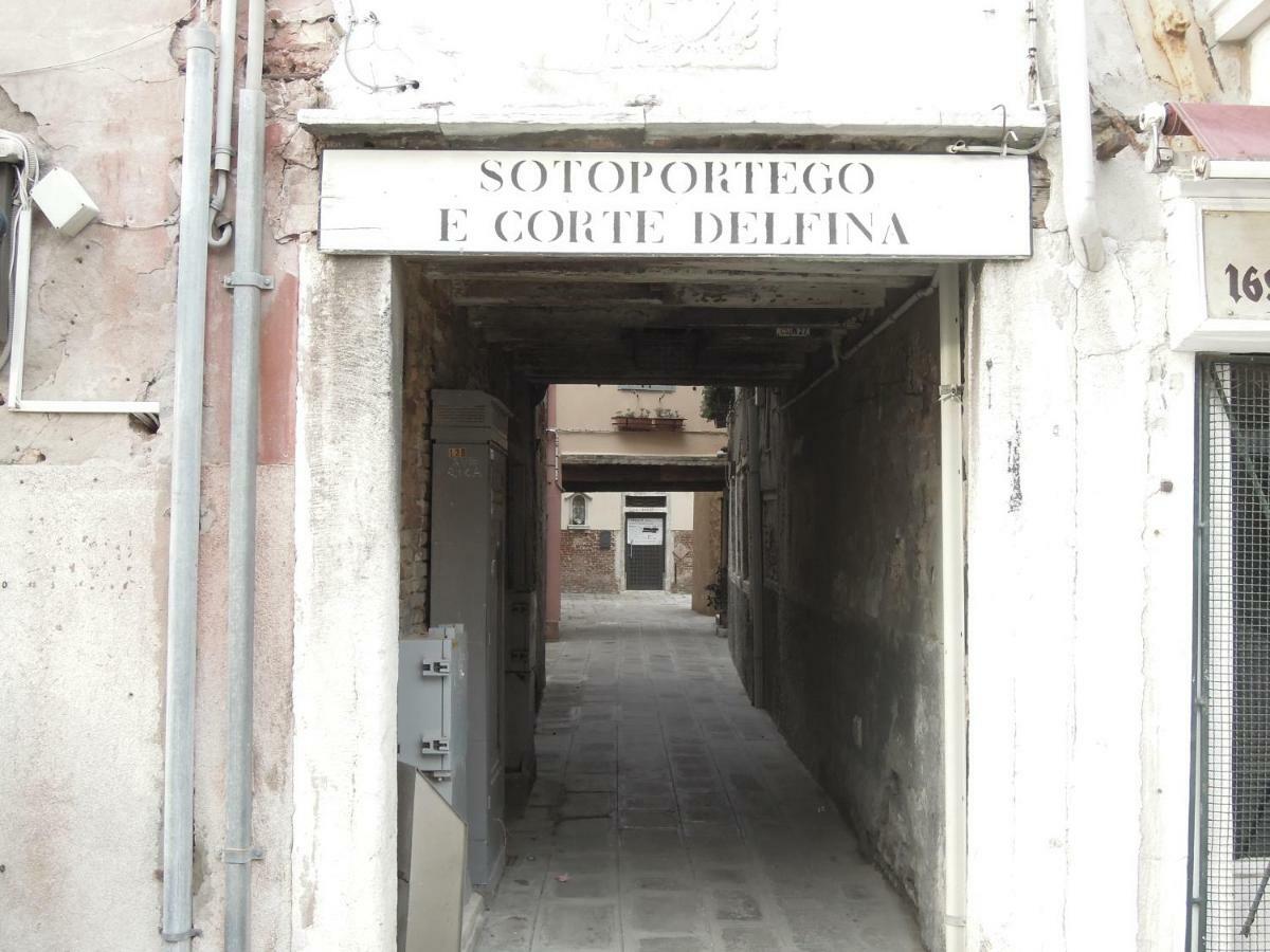 Ca' Delfina Holiday Home Venice Exterior photo